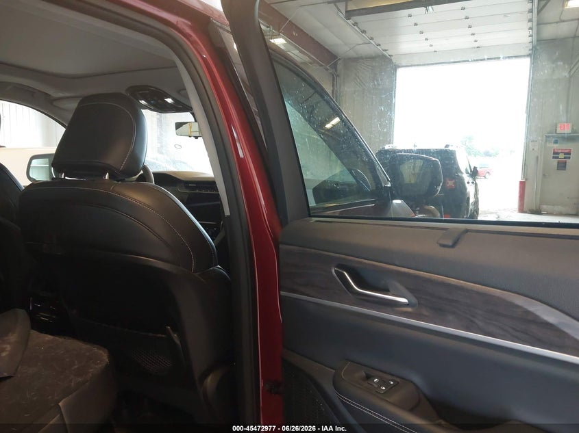 2023 JEEP GRAND CHEROKEE auction photo 8