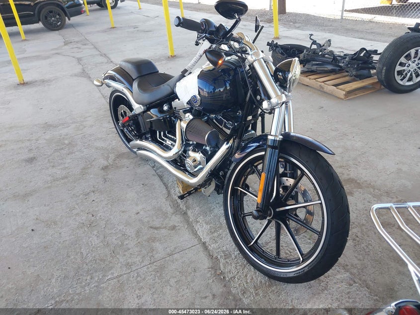 2013 Harley-Davidson FXSB