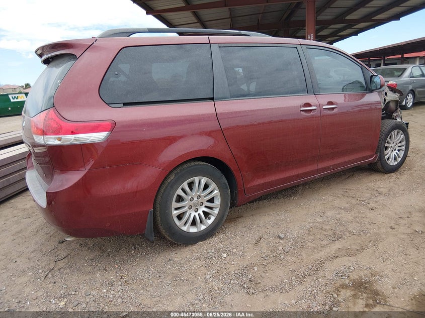 AtlanticExpress - Toyota Sienna