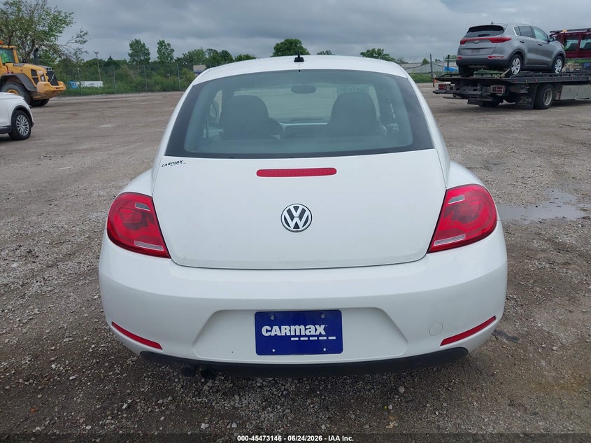 2012 Volkswagen Beetle 2.5L VIN: 3VWJP7AT6CM645767 Lot: 45473146