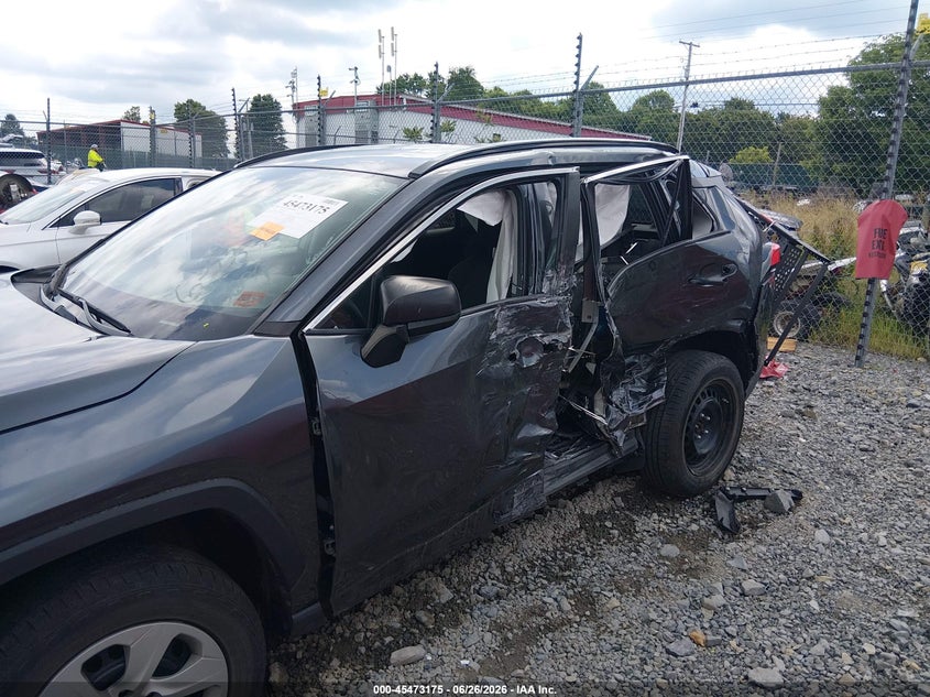 2020 TOYOTA RAV4 auction photo 6