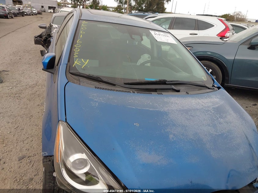 2016 Toyota Prius C Three VIN: JTDKDTB38G1136743 Lot: 45473195