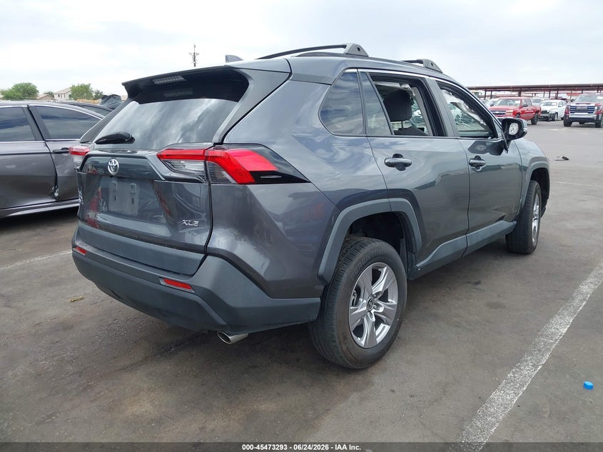AtlanticExpress - Toyota RAV4