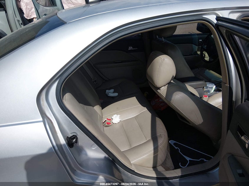 2012 FORD FUSION auction photo 8
