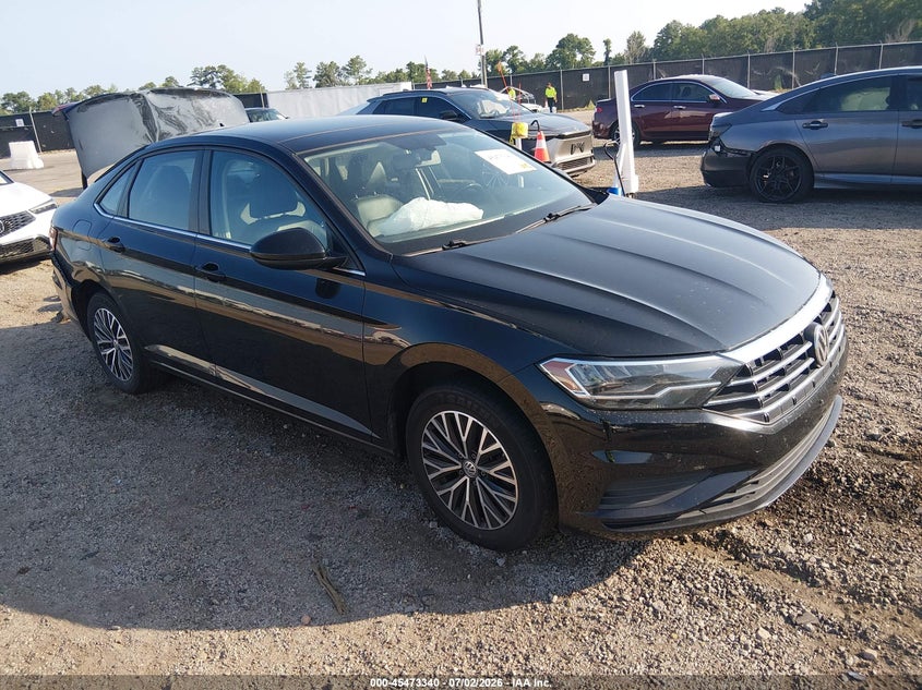 2021 VOLKSWAGEN JETTA auction photo 1