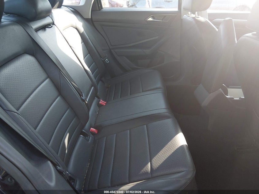 2021 VOLKSWAGEN JETTA auction photo 8