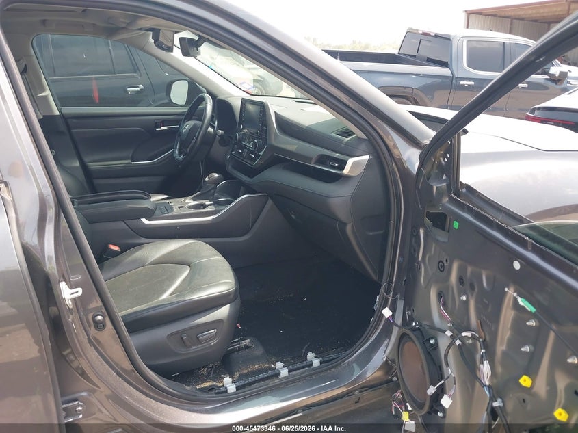 2021 TOYOTA HIGHLANDER auction photo 5