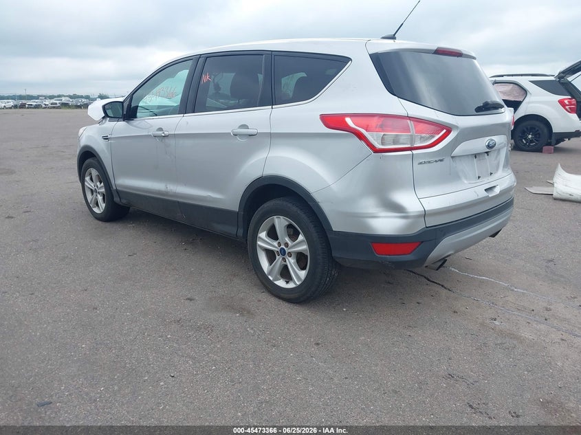 Vin: 1fmcu9g90fua93271, lot: 45971503, ford escape se 20153
