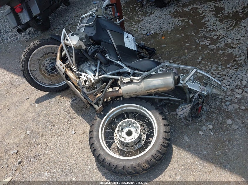 2011 BMW R1200 auction photo 3