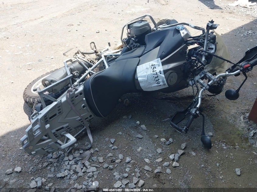 2011 BMW R1200 auction photo 4