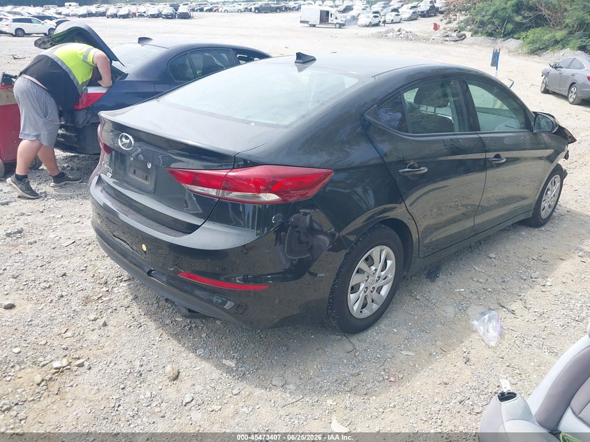 2018 HYUNDAI ELANTRA auction photo 4