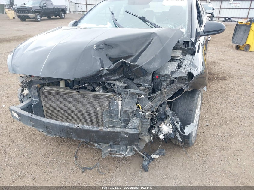 2019 HYUNDAI ELANTRA auction photo 6
