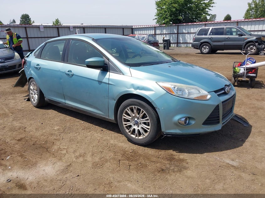 Vin: 1fahp3f22cl372909, lot: 45971623, ford focus se 2012 img_1