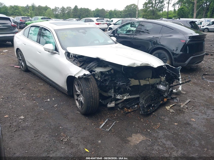 2025 BMW I5 auction photo 6