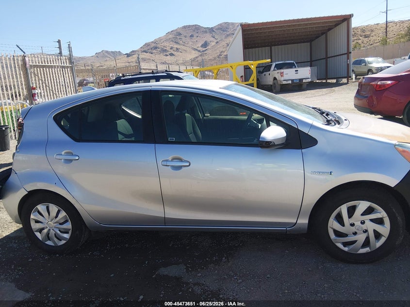 2015 Toyota Prius C Two VIN: JTDKDTB38F1586195 Lot: 45473651