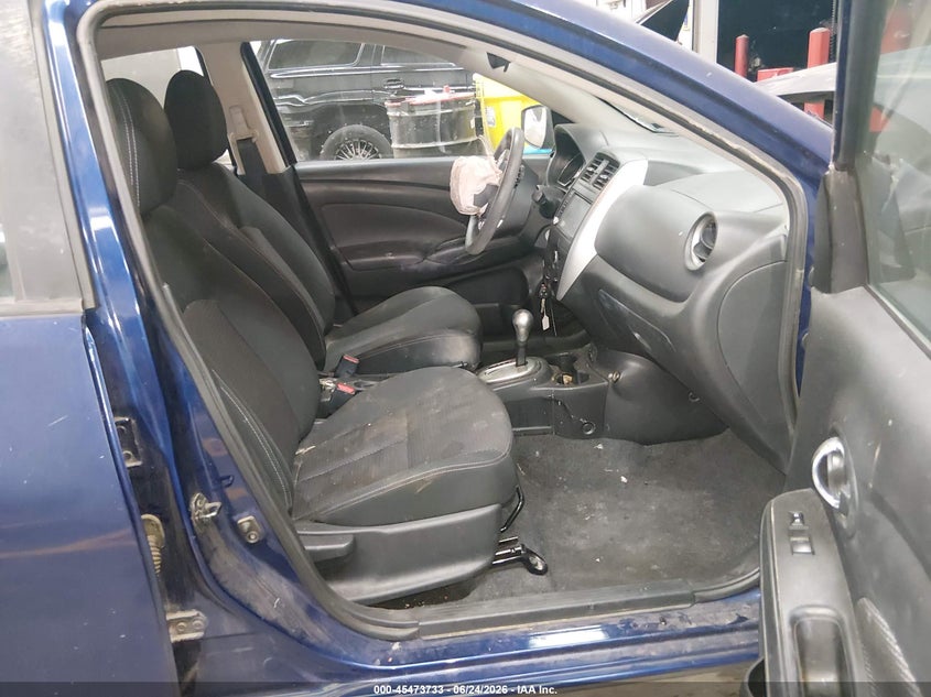 AtlanticExpress - Nissan Versa