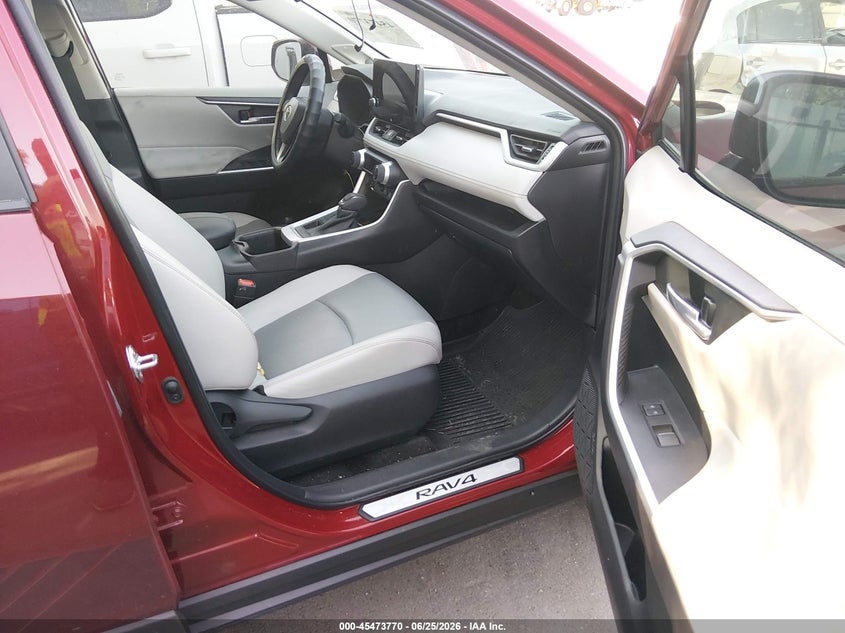 TOYOTA RAV4 - zdjęcie 5
