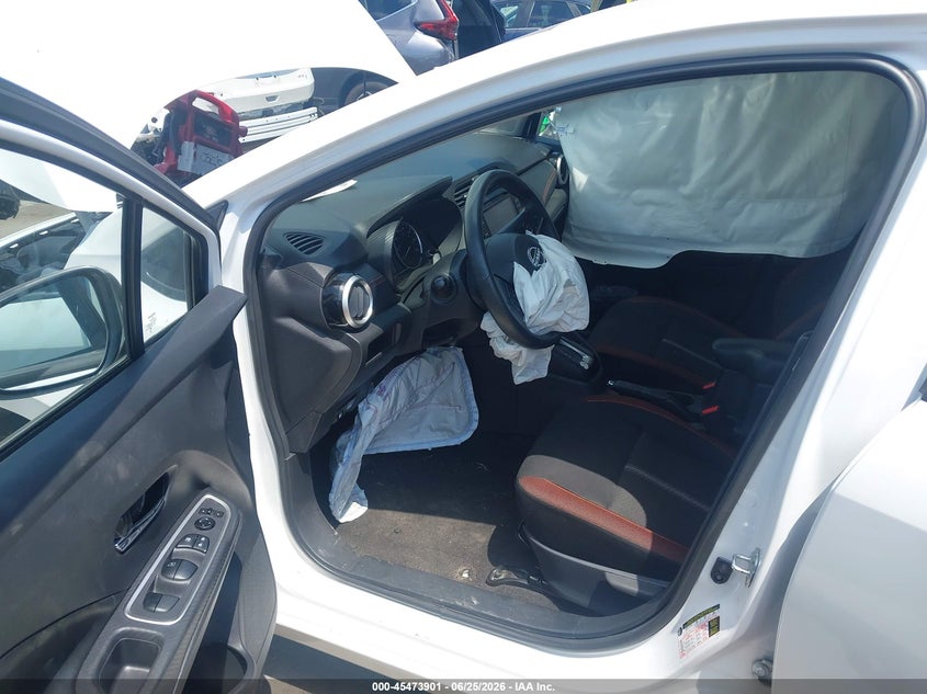 AtlanticExpress - Nissan Versa