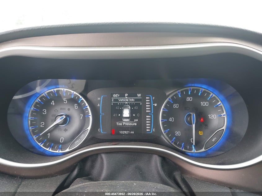 CHRYSLER PACIFICA 2017 VIN 2C4RC1BG4HR569868