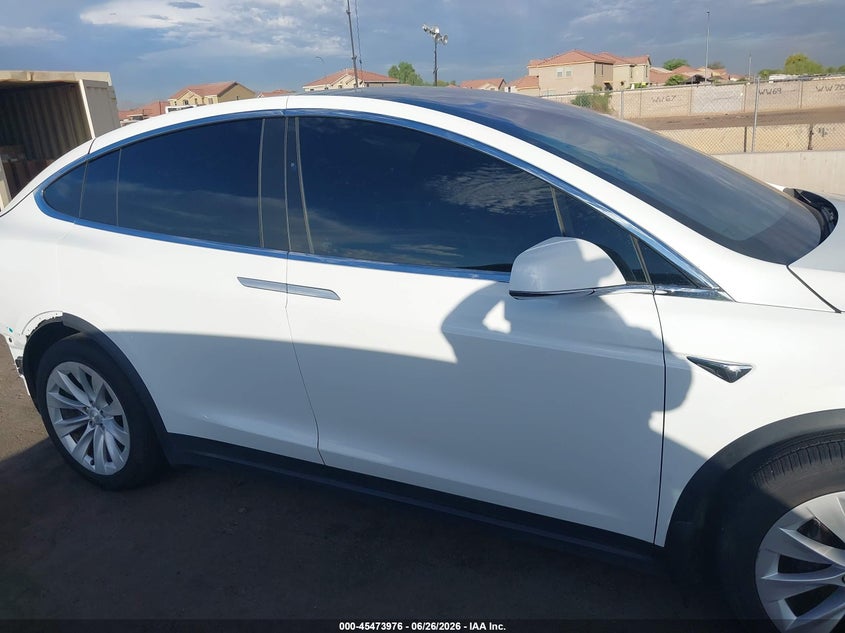 2020 Tesla Model X Long Range Dual Motor All-Wheel Drive/Long Range Plus Dual Motor All-Wheel Drive VIN: 5YJXCAE25LF286018 Lot: 45473976