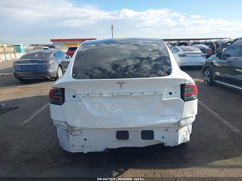 2020 Tesla Model X Long Range Dual Motor All-Wheel Drive/Long Range Plus Dual Motor All-Wheel Drive VIN: 5YJXCAE25LF286018 Lot: 45473976