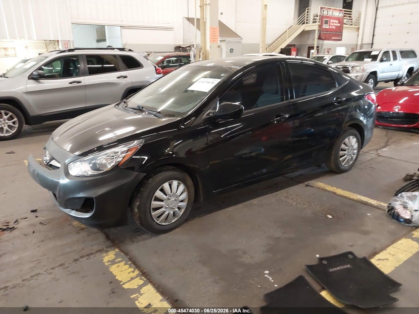 2014 Hyundai Accent, Right Front, IAAI, VIN KMHCT4AE6EU699345 — photo 2