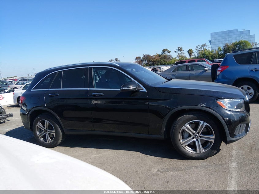 2018 MERCEDES-BENZ GLC 300 — Photo 13