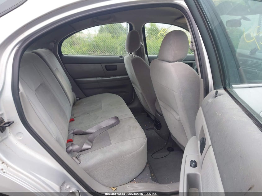 2004 MERCURY SABLE auction photo 8