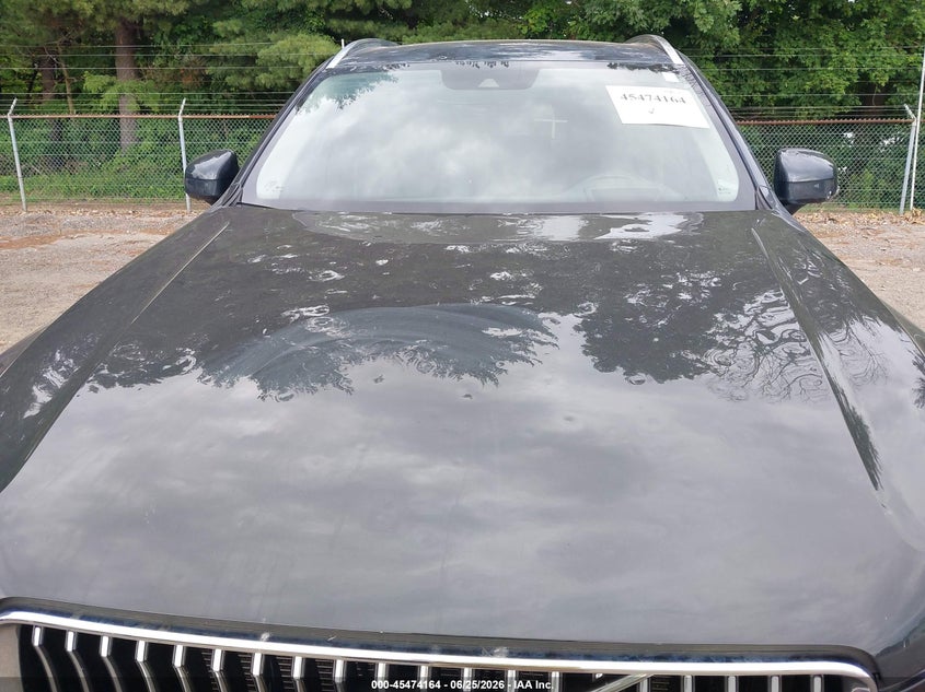 2022 VOLVO XC90 auction photo 6