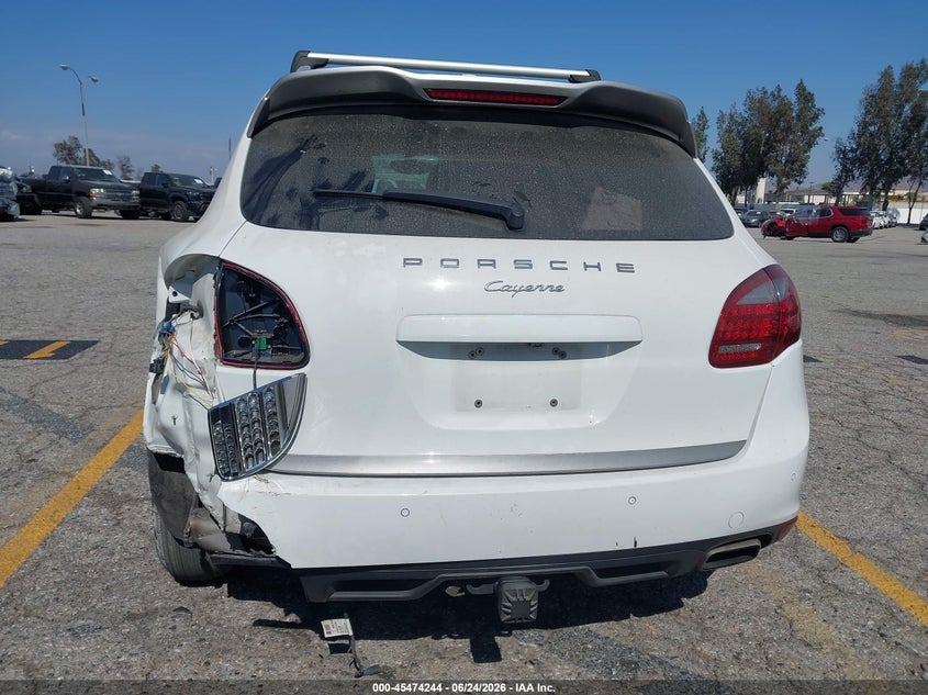 2014 Porsche Cayenne Platinum Edition VIN: WP1AA2A21ELA08528 Lot: 45474244