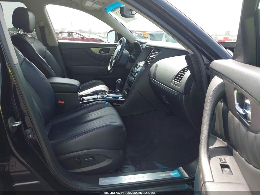 INFINITI QX70 2016 VIN JN8CS1MW4GM753064
