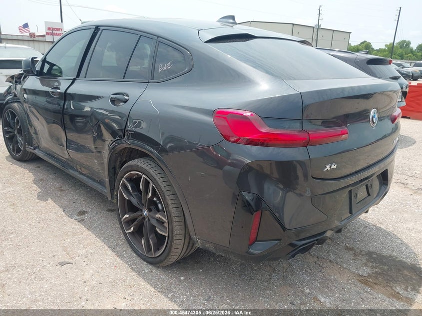 2024 BMW X4 auction photo 3