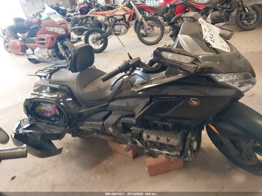 2019 Honda Gl1800 B VIN: JH2SC7946KK100245 Lot: 45474311