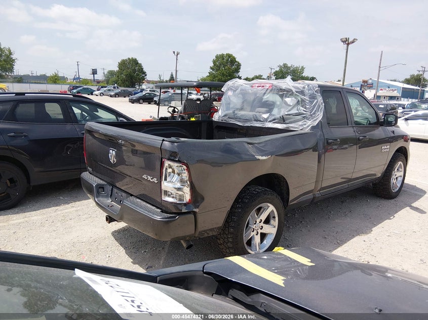 Vin: 1c6rr7fg4hs849551, lot: 45972458, ram 1500 express  4x4 6'4 box 20174