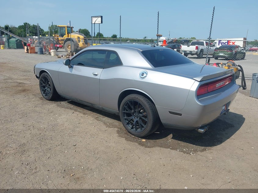 Vin: 2c3cdyag8dh651815, lot: 45972507, dodge challenger sxt 20133