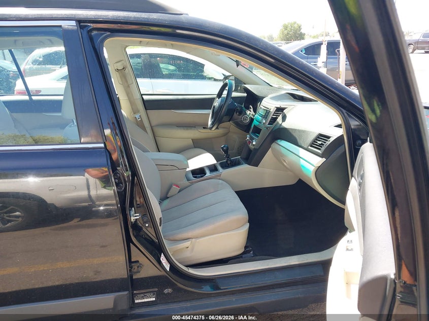 2013 SUBARU OUTBACK auction photo 5