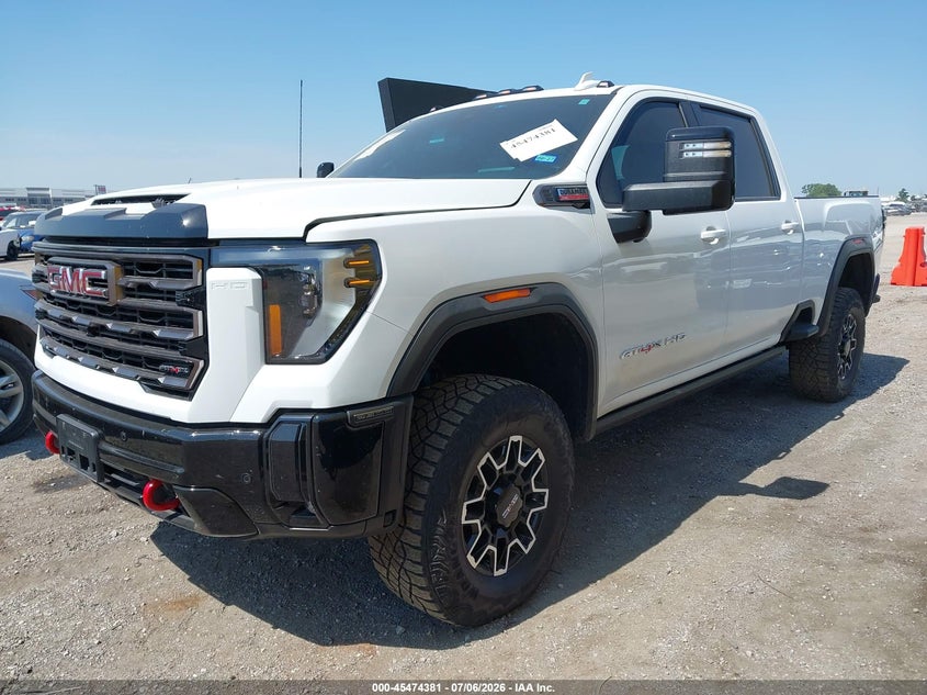 2025 GMC SIERRA 2500HD auction photo 2
