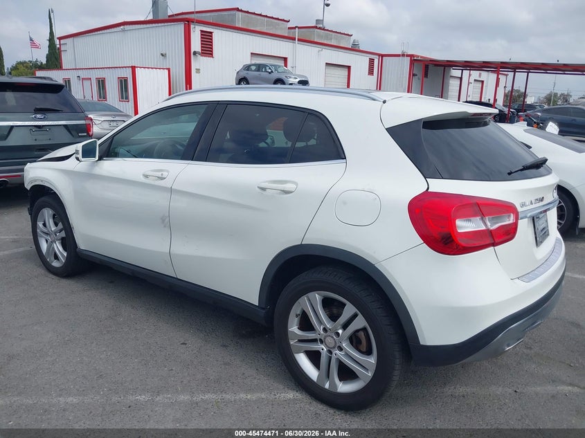2017 MERCEDES-BENZ GLA 250 auction photo 3