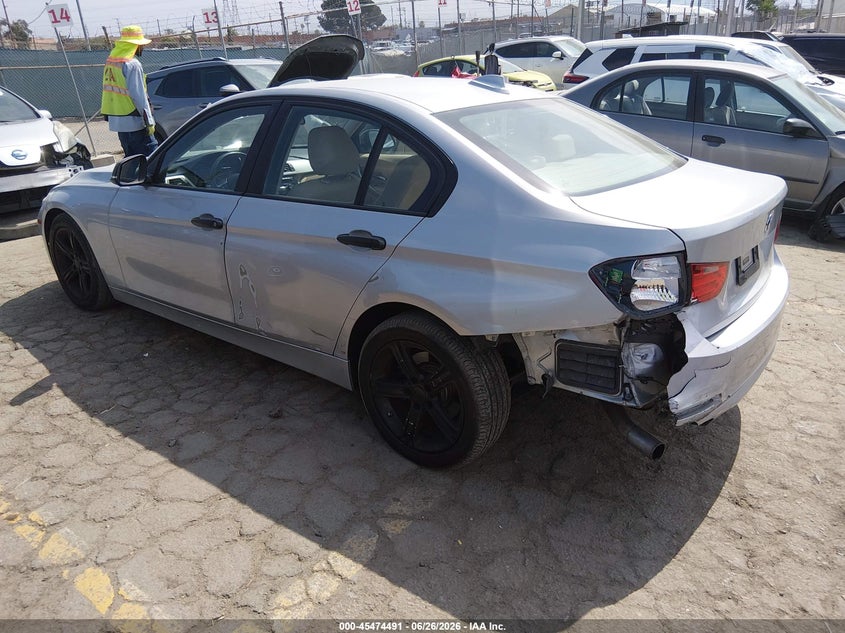 Vin: wba3b1c5xdk130041, lot: 45972628, bmw 320i 20133