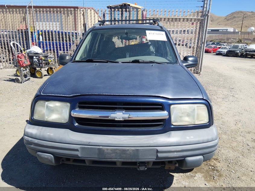 2000 Chevrolet Tracker Hard Top VIN: 2CNBJ13C0Y6910666 Lot: 45474499