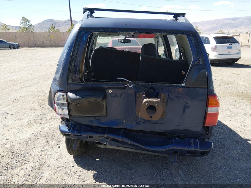 2000 Chevrolet Tracker Hard Top VIN: 2CNBJ13C0Y6910666 Lot: 45474499