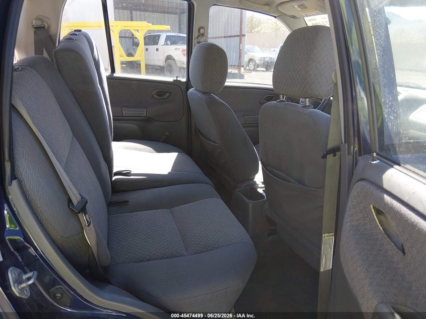 2000 Chevrolet Tracker Hard Top VIN: 2CNBJ13C0Y6910666 Lot: 45474499