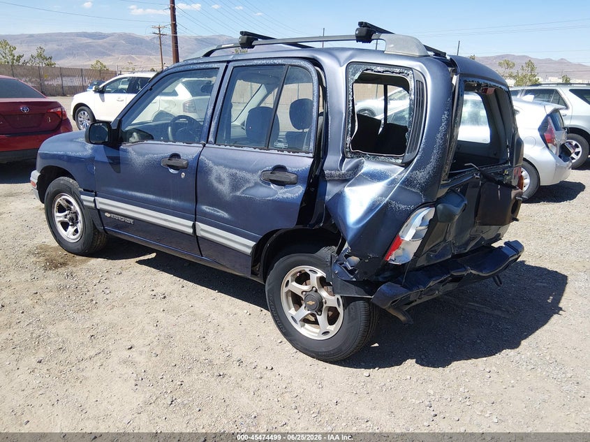2000 CHEVROLET TRACKER auction photo 3