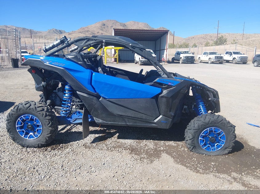 CAN-AM MAVERICK X3 2021