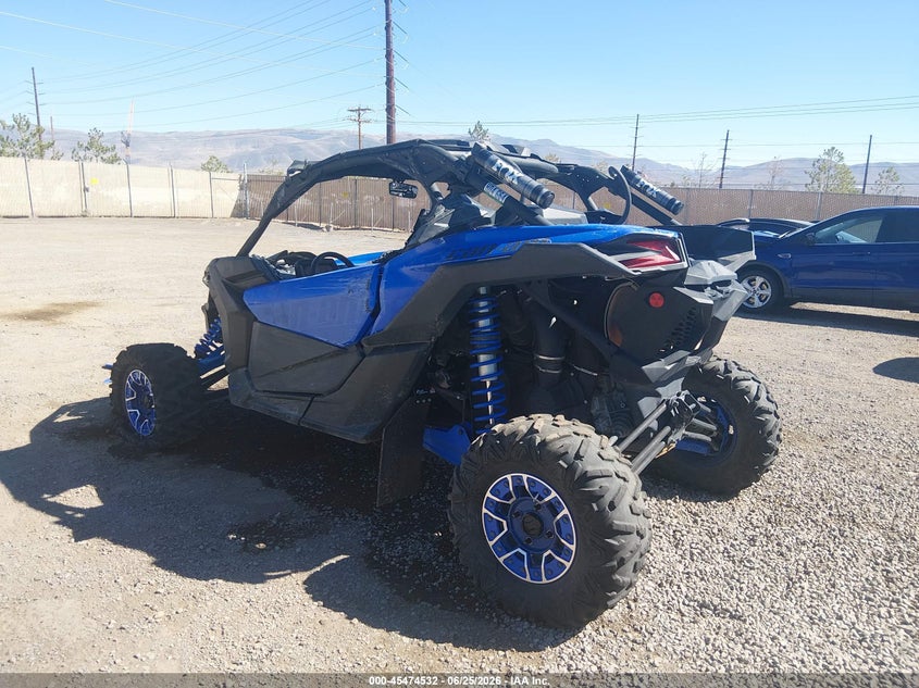 CAN-AM MAVERICK X3 2021