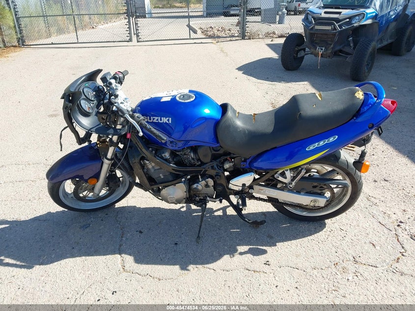 2001 Suzuki Gsx600 F VIN: JS1GN79A712103744 Lot: 45474534