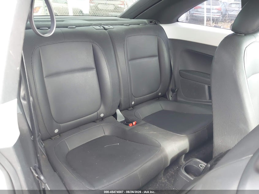2014 Volkswagen Beetle 2.5L VIN: 3VWJP7ATXEM608904 Lot: 45474587