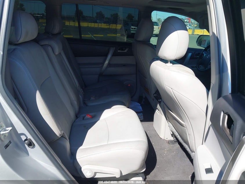 2011 Toyota Highlander Se V6 VIN: 5TDBK3EH3BS043606 Lot: 45474609