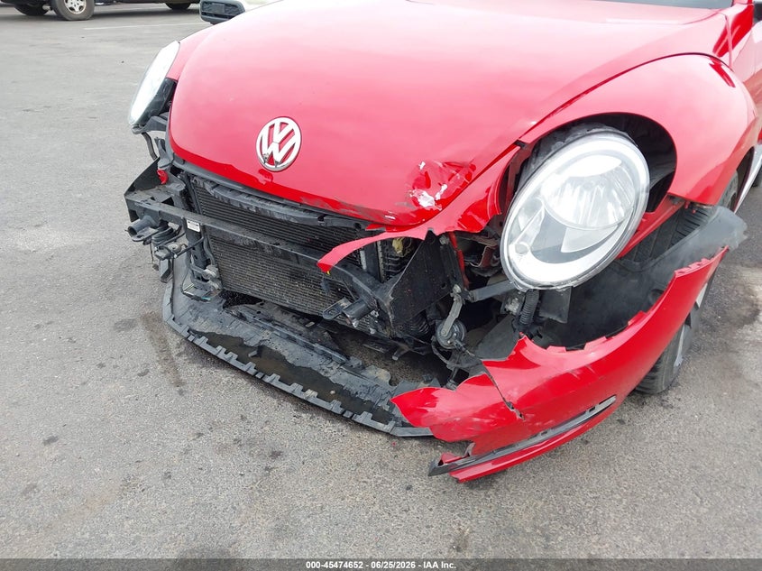 2012 Volkswagen Beetle 2.0T VIN: 3VW4A7AT7CM640849 Lot: 45474652