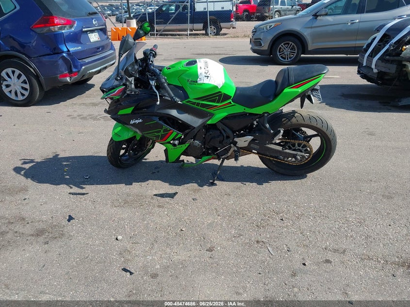 2024 Kawasaki Ex650 P VIN: ML5EXEP1XRDAC1921 Lot: 45474686